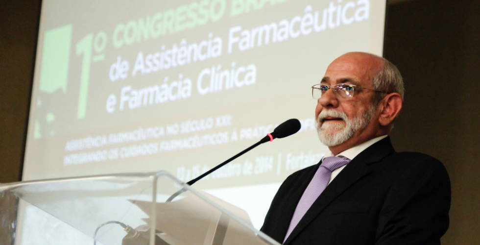 O farmacêutico que edificou a Farmácia Clínica no Brasil