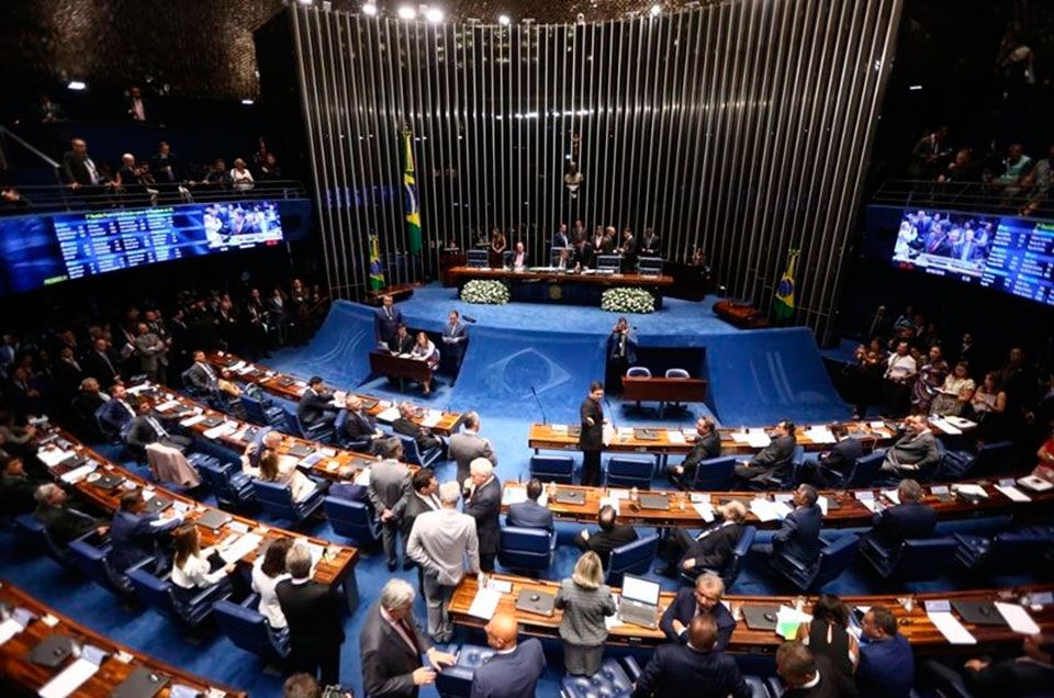 72% dos deputados são favoráveis a benefícios fiscais em medicamentos