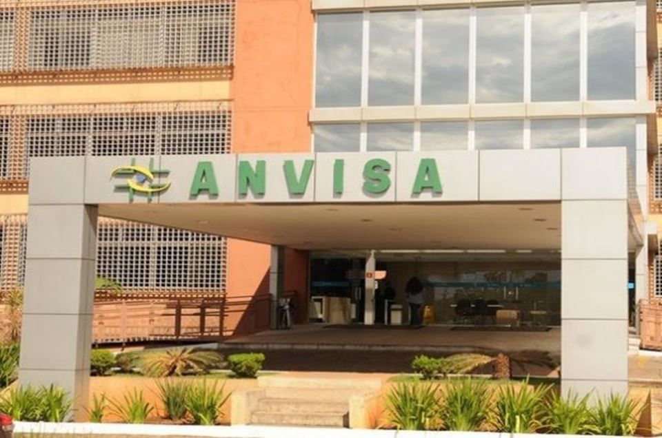 Alerta: Anvisa cancela registros dos medicamentos Resfedryl, Tilonax e Eprex 