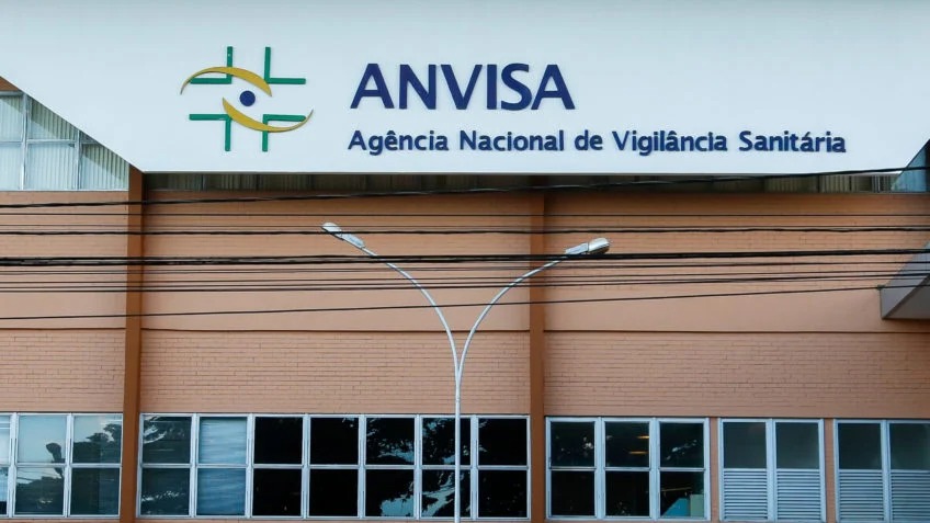 Anvisa atualiza diretrizes para avaliação de impurezas em medicamentos sintéticos
