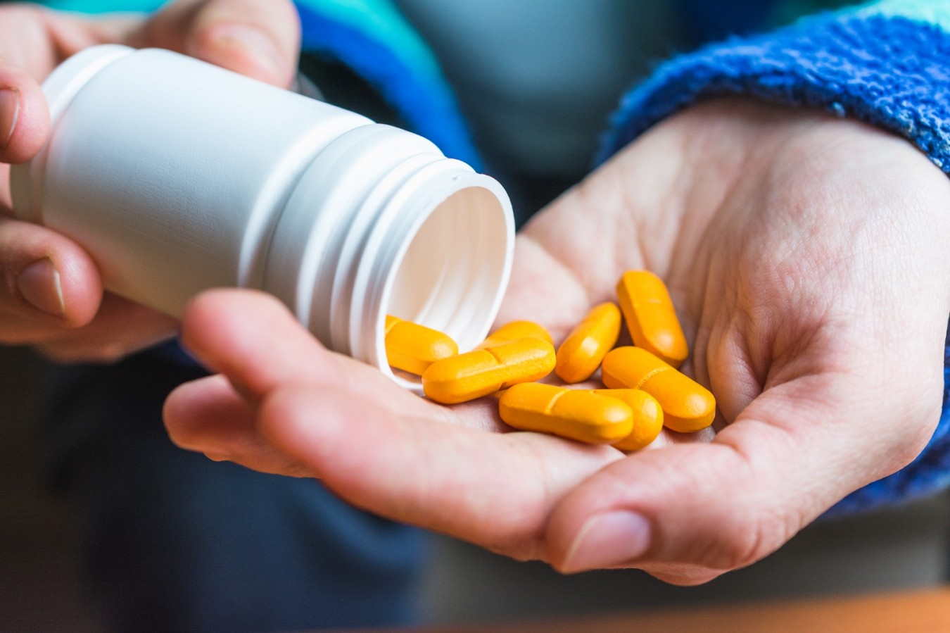 Anvisa endurece regras para suplementos com cúrcuma após alertas de risco hepático