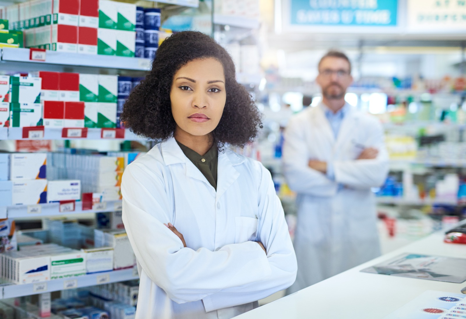 CFF recorre à Justiça para garantir direito de farmacêuticos à prescrição de medicamentos