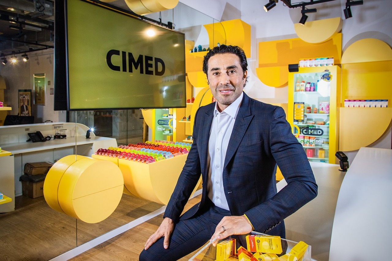 Cimed traça estratégia para dominar as prateleiras dos supermercados e expandir mercado