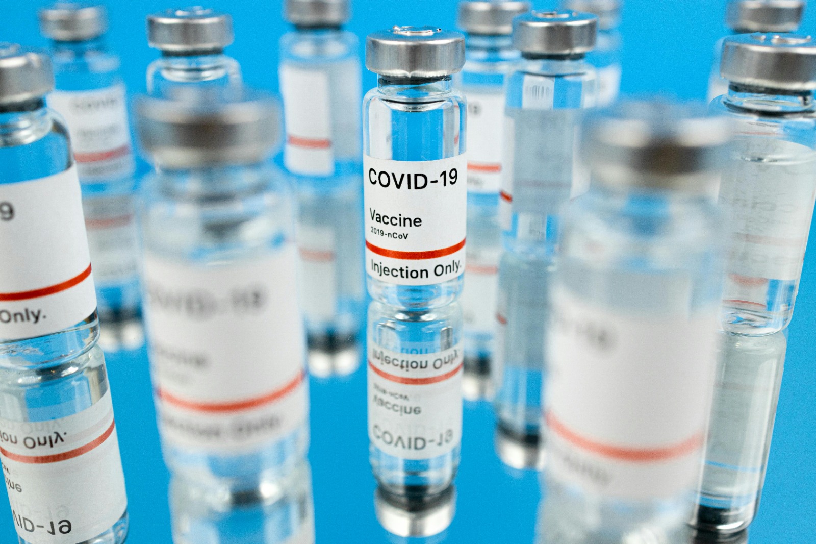 Covid-19: 5 laboratórios falam do preço da vacina 