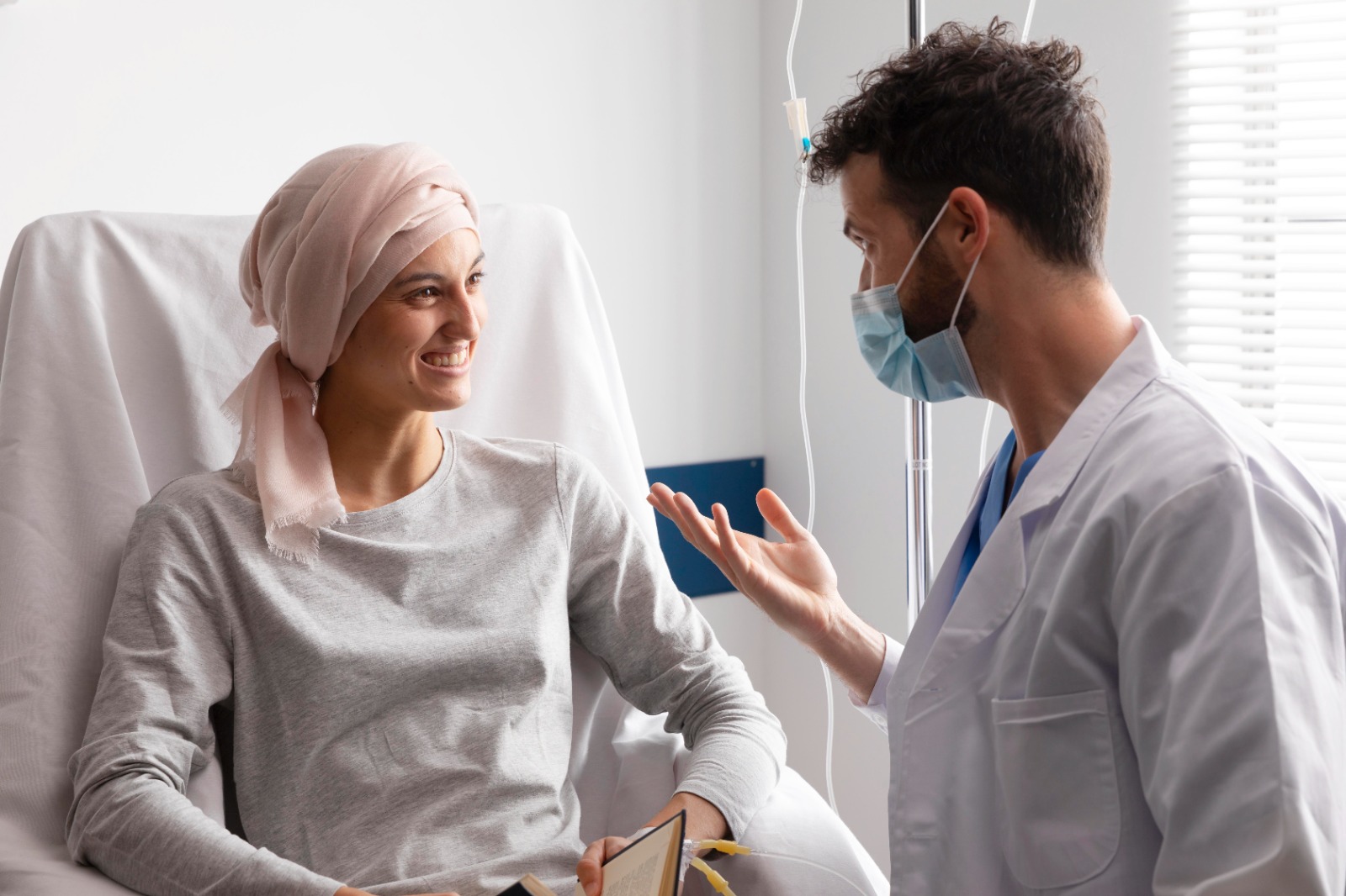 Da prevenção ao Tratamento: A importância do farmacêutico na oncologia