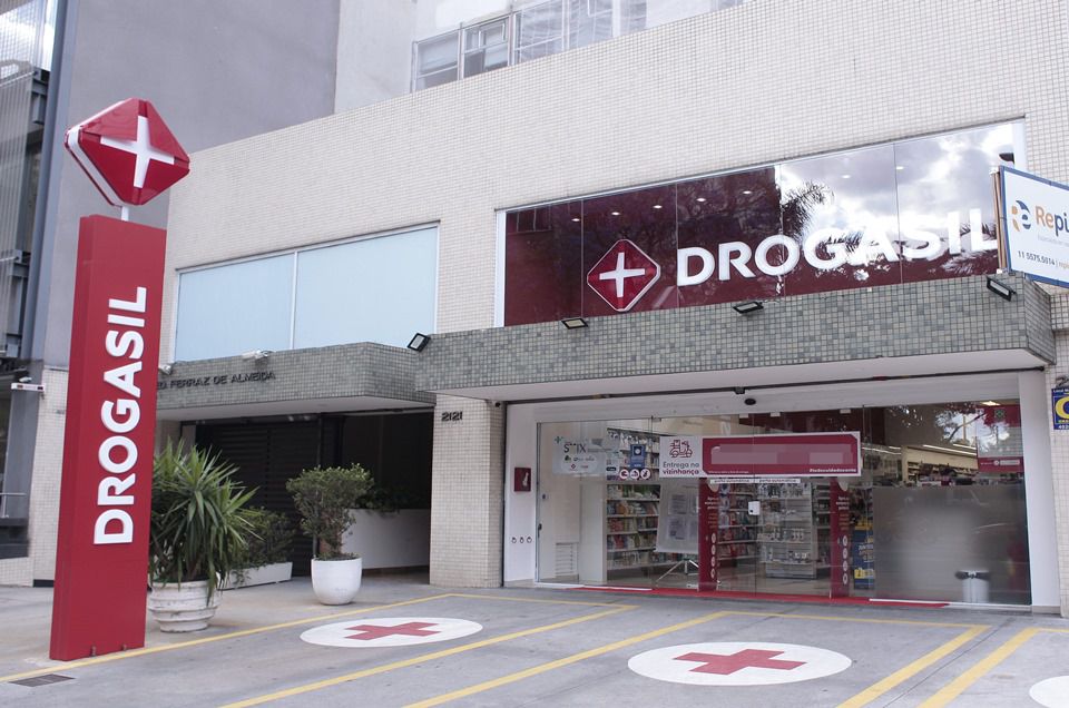 Drogasil abre 230 vagas: há oportunidades para farmacêuticos