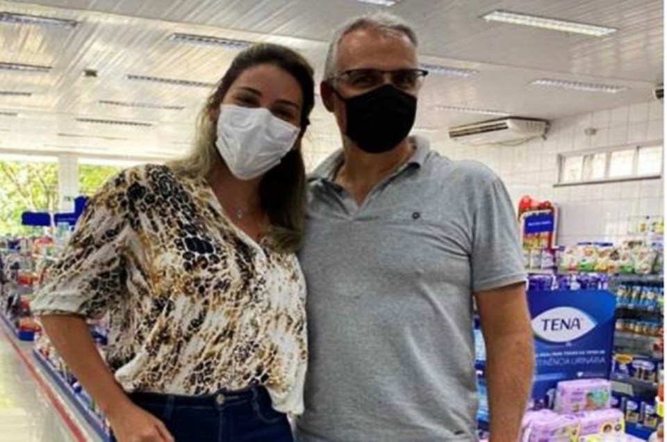 Farmacêutica salva vida de homem que chegou na farmácia infartando 