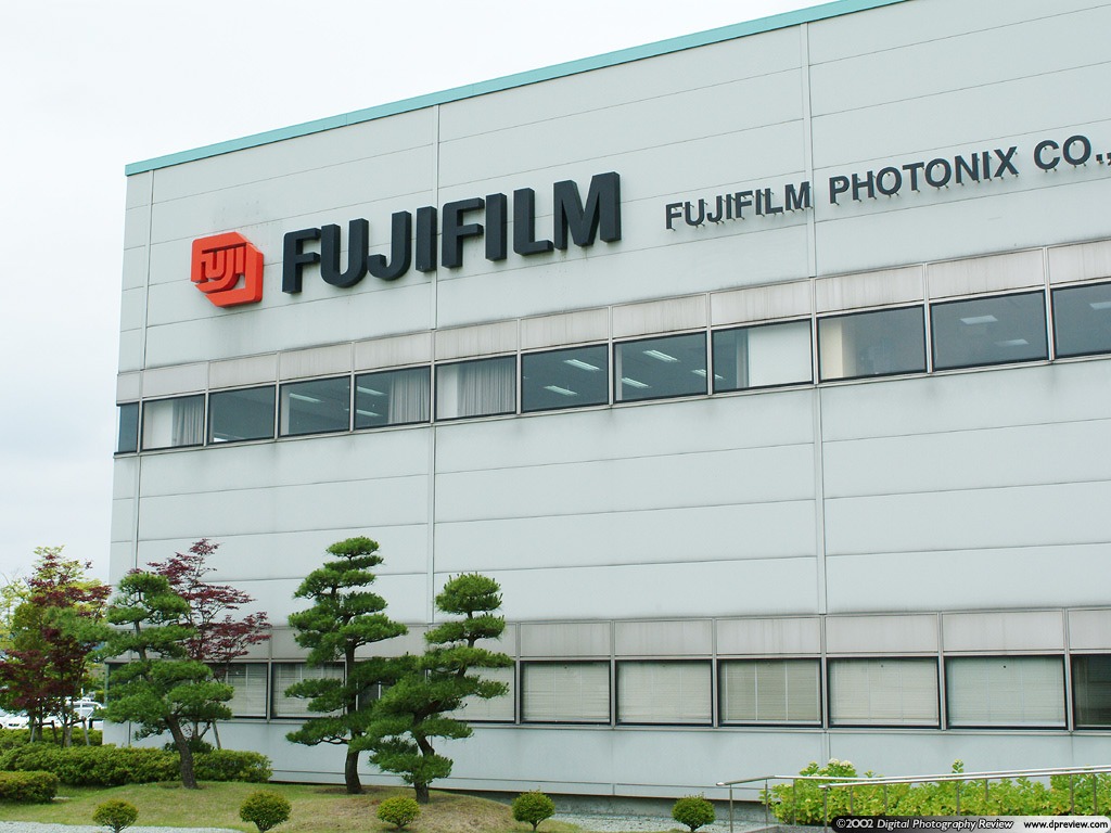 Fujifilm fecha acordo bilionário para fabricar medicamentos biológicos nos EUA