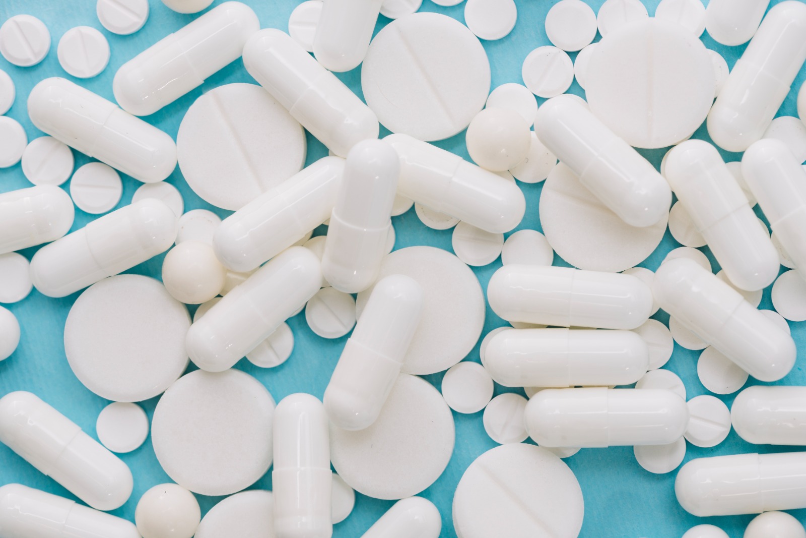  Ibuprofeno x nimesulida: farmacêuticos esclarecem diferenças e alertam sobre cuidados na dispensação