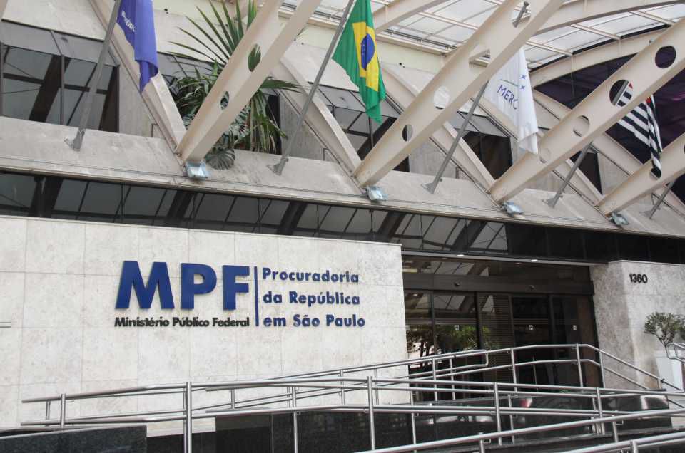 MPF denuncia Indústria Farmacêutica por fraudes e propinas a políticos