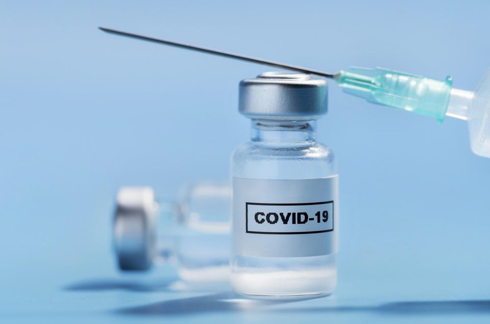 Mesmo vacinado, é possível adoecer de Covid-19?