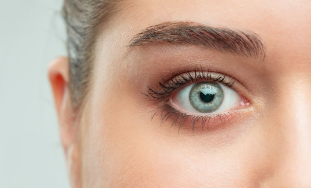 Novos estudos associam Ozempic a danos no nervo óptico e risco de perda de visão