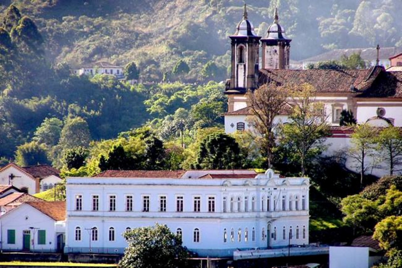Ouro Preto é o berço da primeira faculdade de Farmácia do Brasil