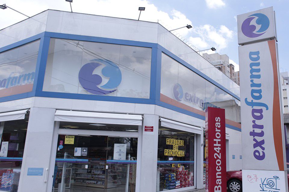 Pague Menos deve comprar Extrafarma por R$ 600 milhões