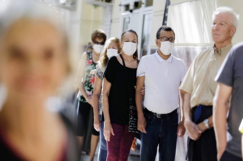 Por que o Brasil pode esperar na fila após a descoberta de uma vacina contra a Covid-19