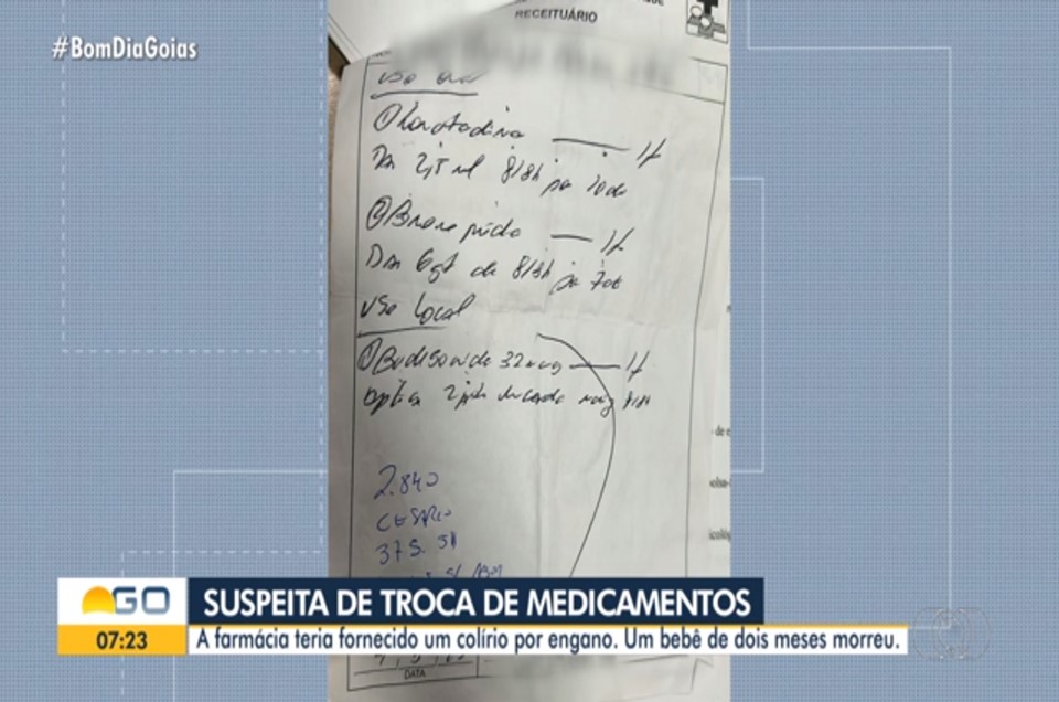 CRF-GO destaca a prescrição ilegível em nota, sobre a morte de um bebê, por erro de medicação.