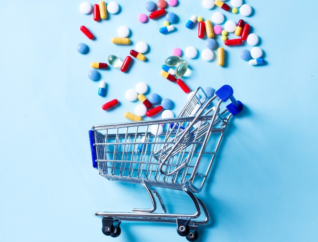 Senado adia votação de PL sobre venda de medicamentos em supermercados