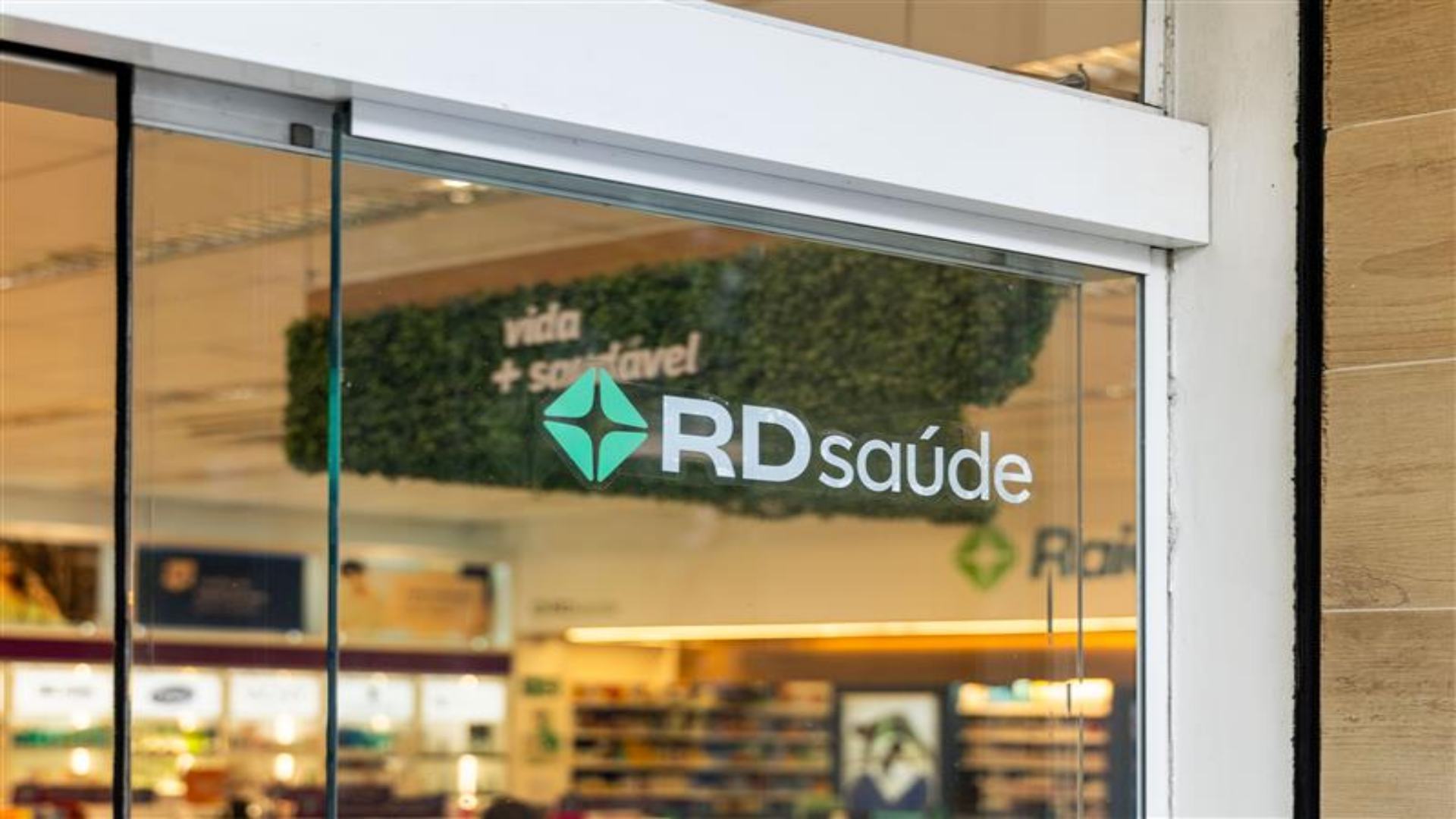 RD afirma regularidade de medicamentos de marca própria após veto da Anvisa