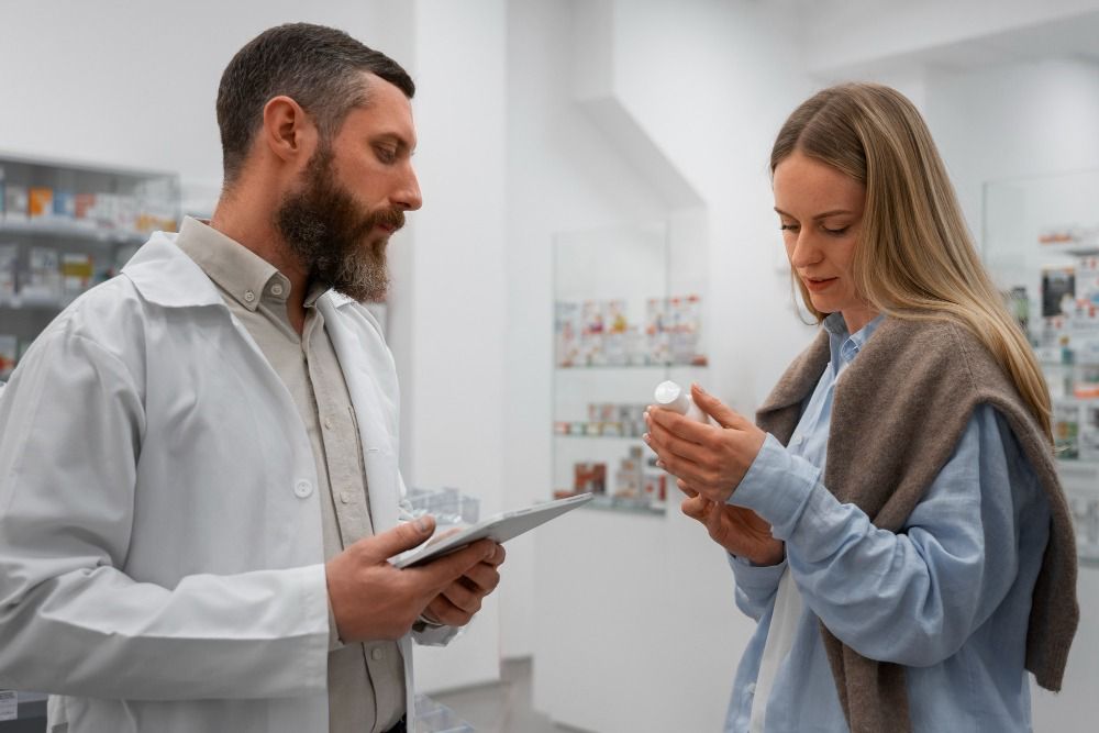 A atuação do farmacêutico clínico junto à saúde da população LGBTQIAPN+ 