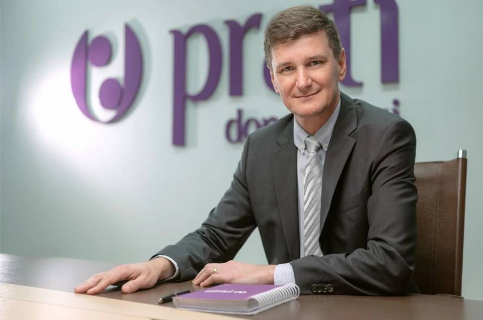 a-industria-farmaceutica-nacional-pode-desaparecer.jpeg?profile=RESIZE_710x