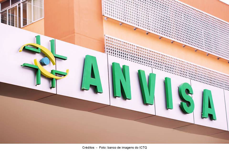 Após ameaça de processo e pressão política, Anvisa é defendida por indústria