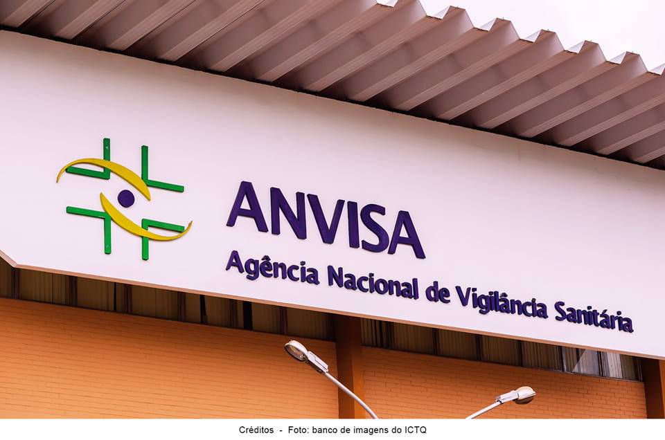 Covid-19: Anvisa irá retirar exigência de estudo em fase 3 para vacinas 