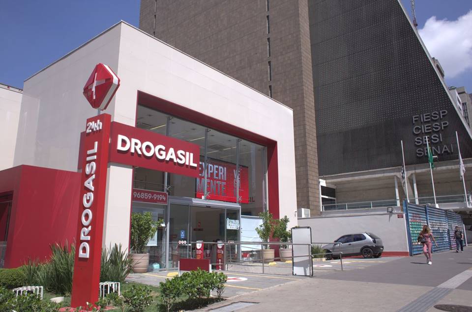 Drogasil abre 200 vagas: há oportunidades para farmacêuticos 