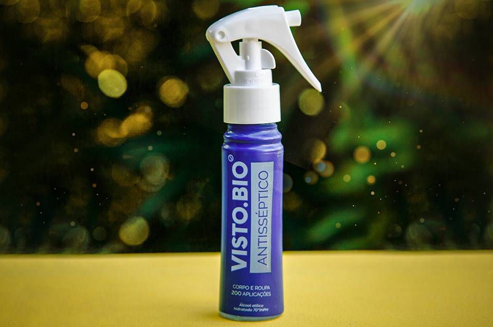 Empresa lança spray que mata coronavírus nos cabelos e tecidos 