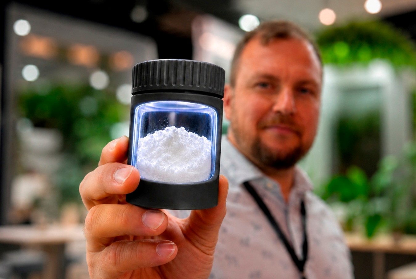 Farmacêutico mira liderança no novo mercado de CBD manipulado no Brasil