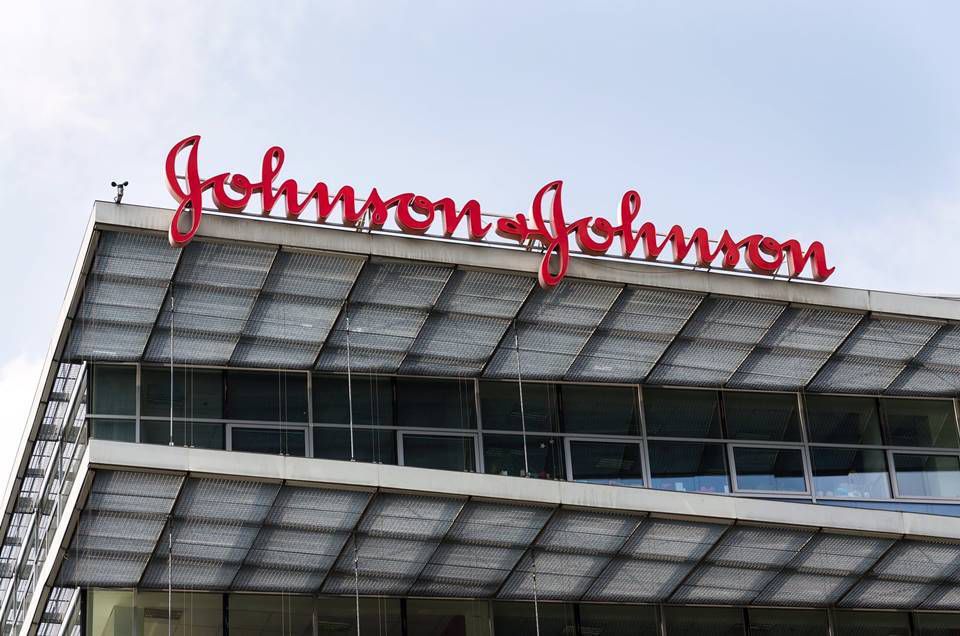 Johnson & Johnson: 15 milhões de vacinas contra Covid-19 podem estar arruinadas