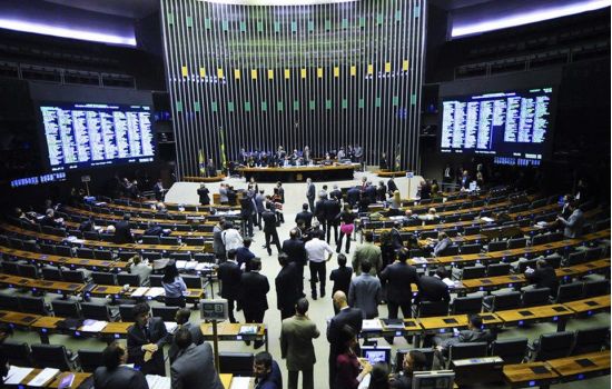 Projeto quer medicamento como serviço continuado