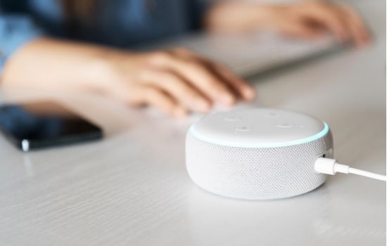 Bula de medicamentos é a novidade da Alexa, assistente virtual da Amazon