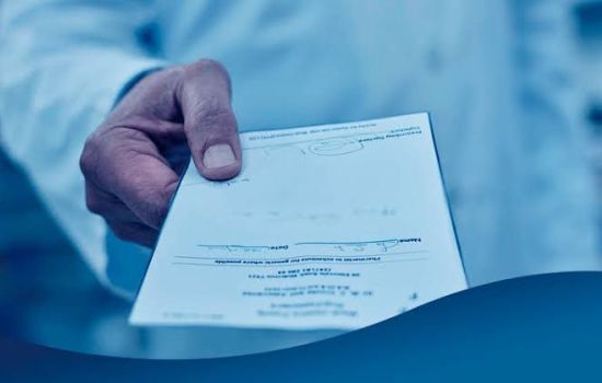 Comissão aprova punições para farmácias que violam sigilo de prescrições