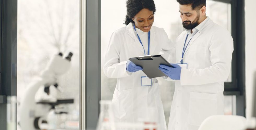A CARREIRA DO FARMACÊUTICO DE ASSUNTOS REGULATÓRIOS