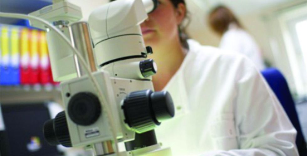 Novas tecnologias aceleram a descoberta e o desenvolvimento de fármacos